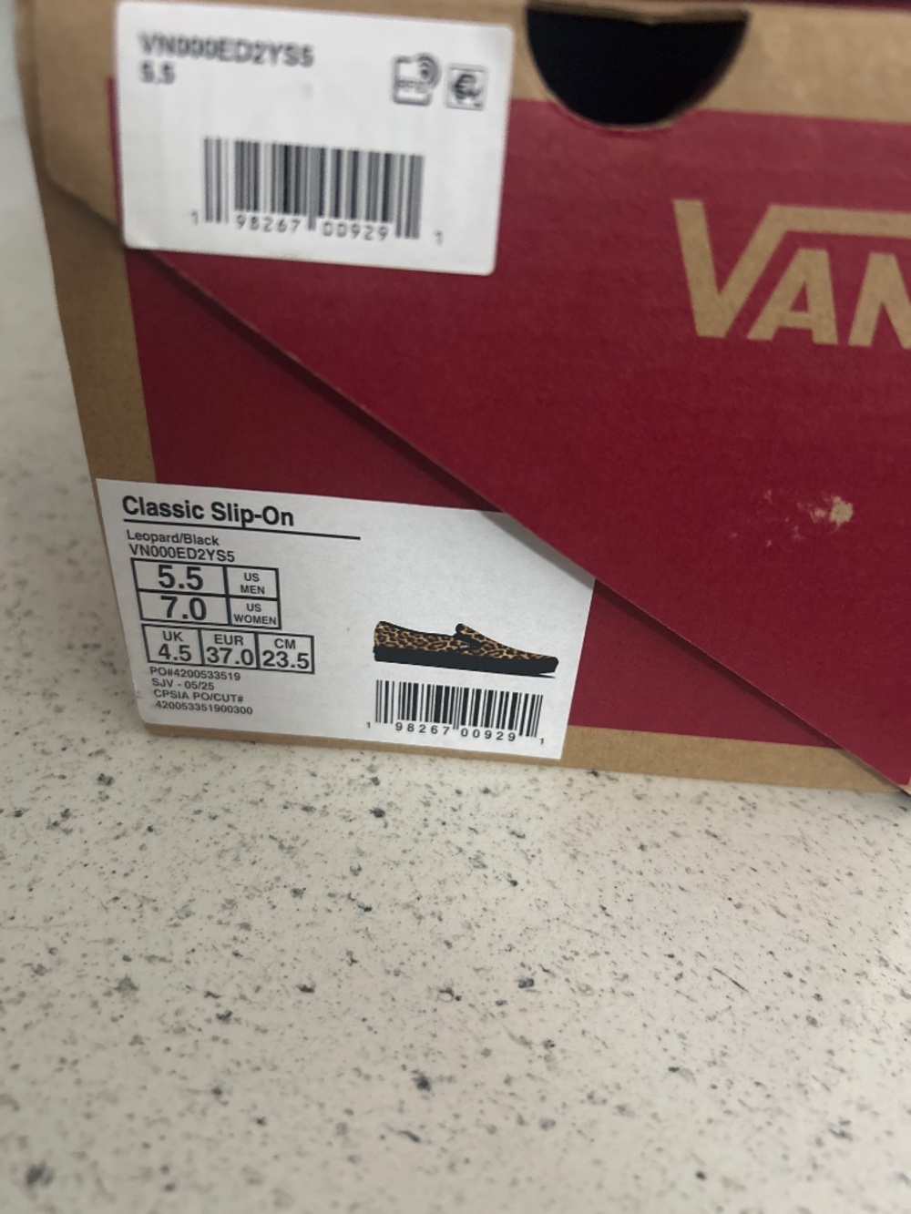 Vans - Picture 3 of 4
